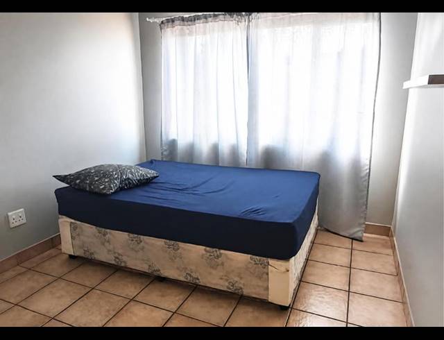 2 BEDROOM PROPERTY TO RENT IN DIE BULT